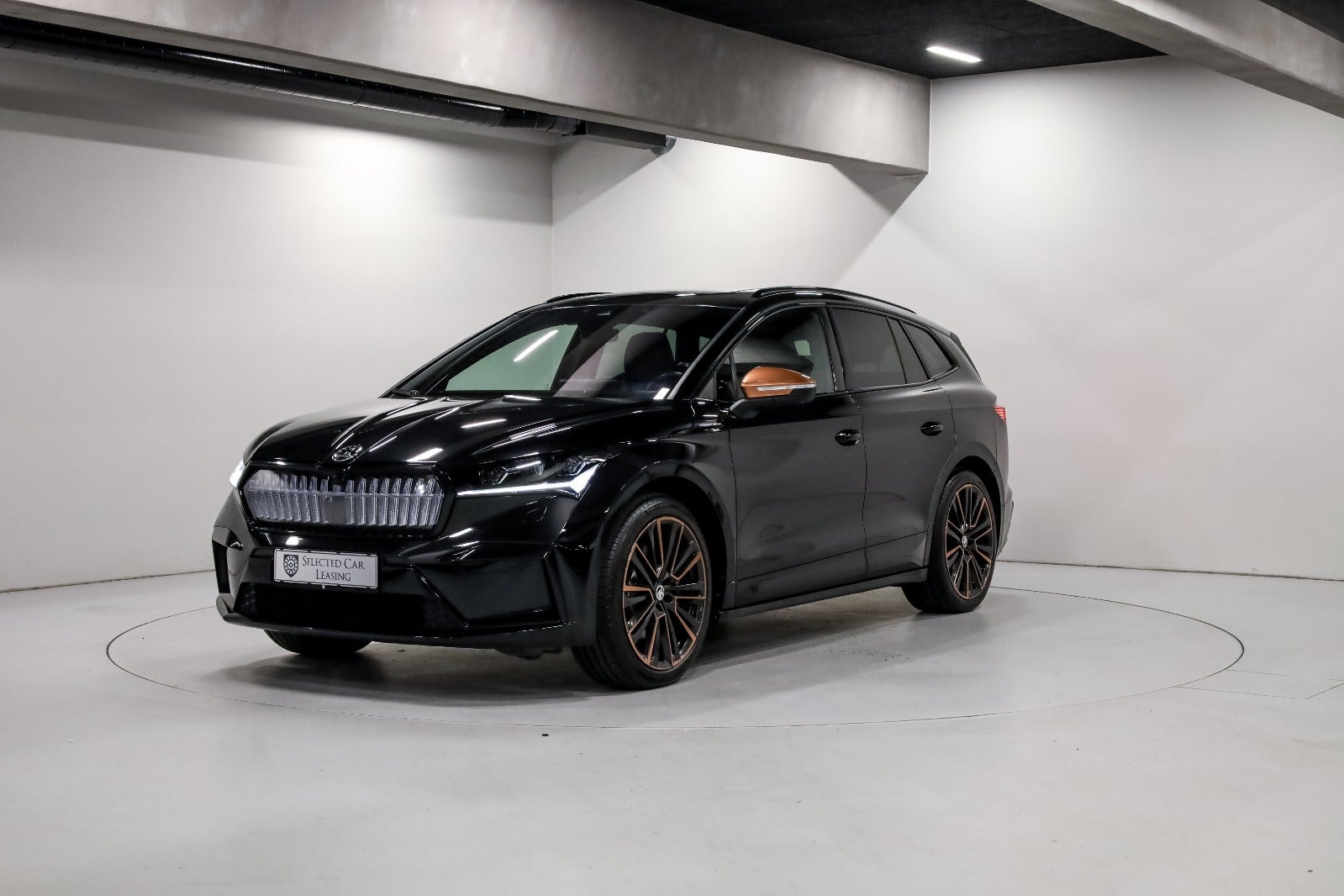 Skoda Enyaq 80 iV Founders Edition | Selected Car Leasing