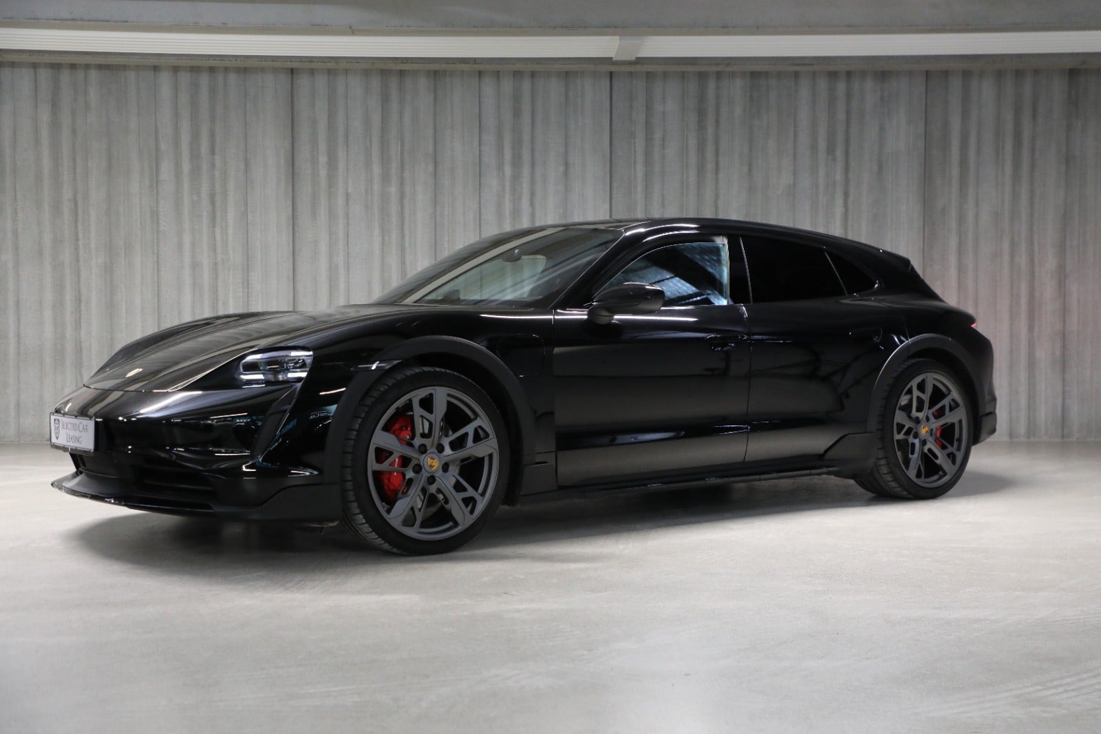 Porsche Taycan 4S Performance+ Cross Turismo | Selected Car Leasing